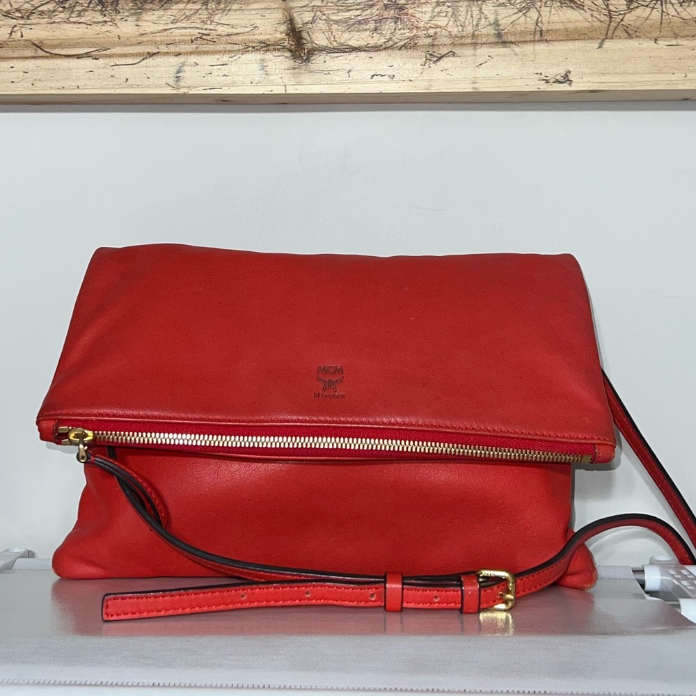 🛑SOLD🛑MCM Leather Crossbody Bag